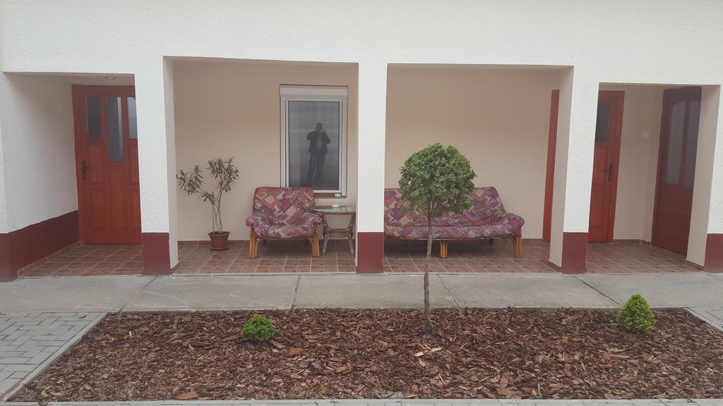 M&M Apartman Tiszafüred Exteriér fotografie